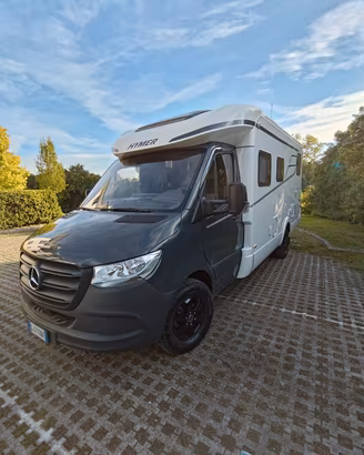 semintegrale hymer T 585s