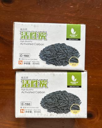 Carbone attivo per acquari e laghetti