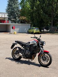 Yamaha xsr 700