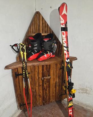 Attrezzatura Sci Completa Pronta per la Pista!