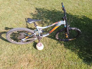 MTB enduro taglia L