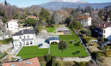 VILLA SINGOLA A IVREA