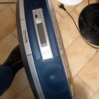 lettore radio/cassette/CD portatile