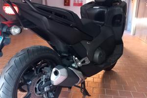Honda Integra 750