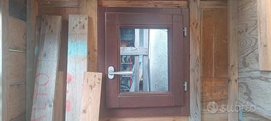 finestrina legno 50 x50 senza vetro