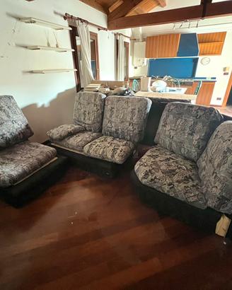 Sofa Componibile 4/5 Posti in Tela – GRATIS