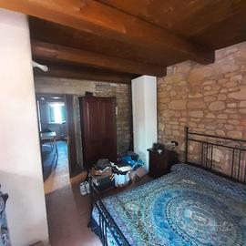 Fano bilocale con giardino