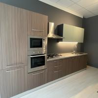 Cucina NUOVA 3.60cm COMPLETA di elettrodomestici