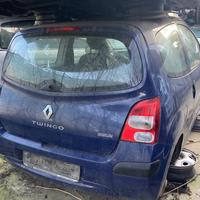 RICAMBI USATI AUTO RENAULT Twingo II serie D7FA8 B