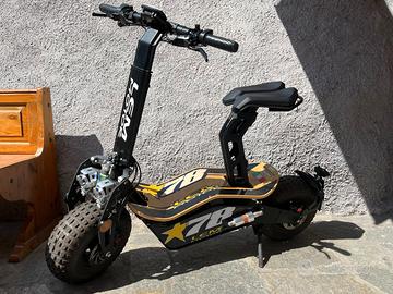 Lem Mad Scooter Elettrico Targato 2kW