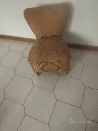 coppia di poltroncine vintage più sedia