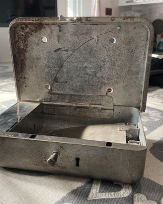 Cassetta di sicurezza Vintage