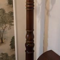 Appendiabiti da terra in legno