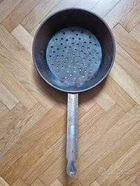 Padella Vintage Forata per Caldarroste