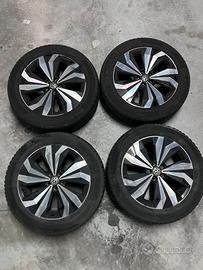 Cerchi completi originali volkswagen 205/55 R17