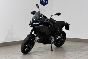 BMW F 900 XR Triple Black Abs