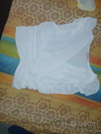 vestiti , usati , pochissimo,  per chi li volesse 