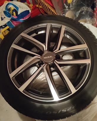 cerchi in lega Mak + gomme Pirelli
