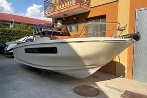 Capoforte CX 240 + Yamaha 225 CV