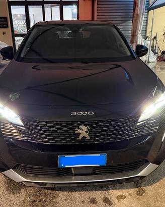 Peugeot 3008 2022 1500 130 Allure Pack Manuale