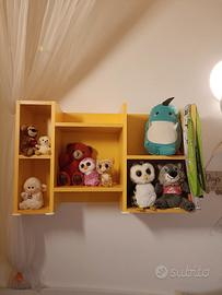 Mobili per cameretta ragazzi/e colorata e robusta.