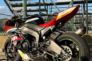 Kawasaki Zx6r pista