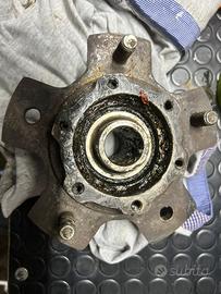 Mozzo ruota Suzuki vitara 1.6.