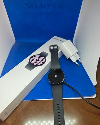 SAMSUNG GALAXY WATCH 6 PARI AL NUOVO SMARTWATCH