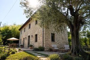Rustico / Casale di 197 m² con più di 5 locali a Q