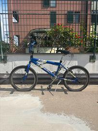 Bicicletta BMX