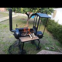 Barbecue,affumicatore girarrosto artigianale treno