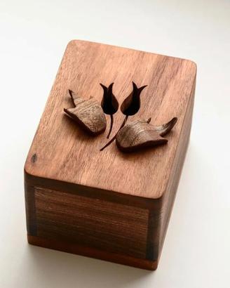 Legno di platano traforato cassetta