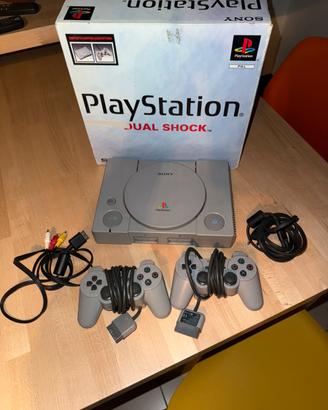 PlayStation 1 PS1 completa con scatola