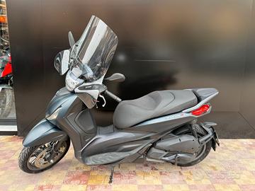 Piaggio Beverly 300