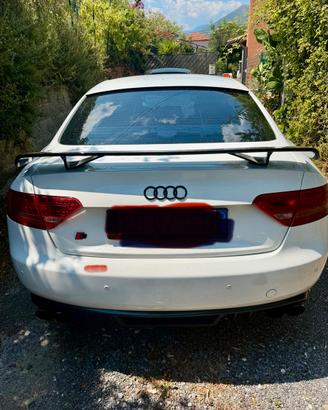 Ricambio portellone audi a5 b8