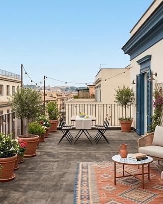 Indipendente su Palazzo Storico Zona via Garibaldi