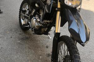 Kavasaki klx - s 250 cc 4 tempi iniezione