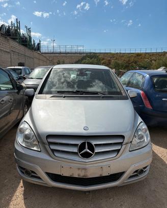 RICAMBI MERCEDES CLASSE B 2.0 DIESEL ANNO:2008