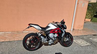  MV augusta brutale  800