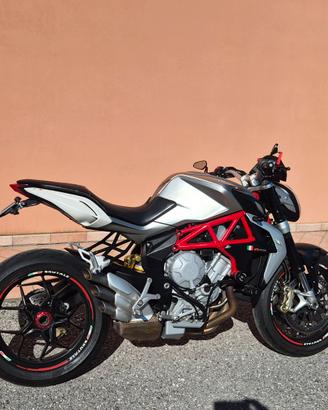  MV augusta brutale  800