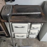 Stufa economica a legna La Germania F.B.G.