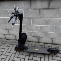 Monopattino Ninebot KickScooter Segway Max G30