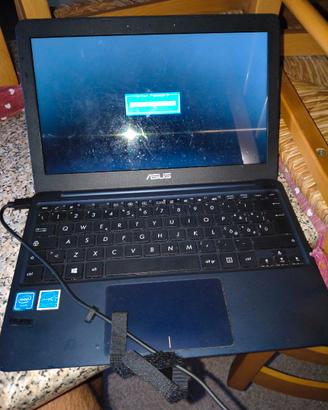Notebook Asus (si riavvia in continuazione)