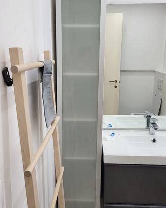 Mobiletto colonna bagno ikea
