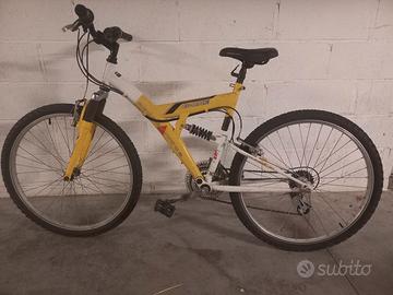 bicicletta MTB