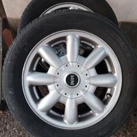 Cerchi é gomme mini da 15 pollici