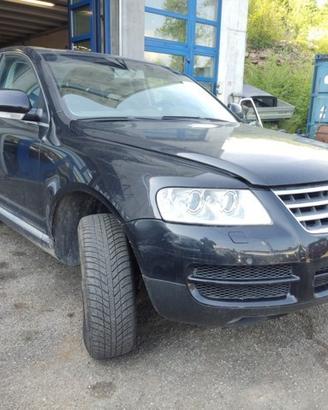 Ricambi VOLKSWAGEN TOUAREG 4X4 2461cc 2003