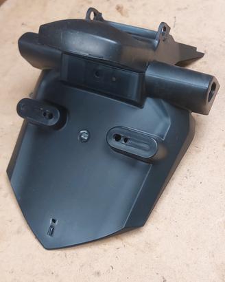 Portatarga e luce targa YAMAHA FZ6