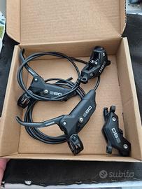 Freni disco quattro pistoni Mtb