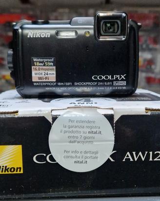 Nikon Coolpix AW120 nera